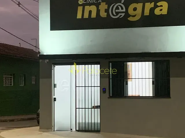 Sala para alugar, no bairro Centro em Pindamonhangaba