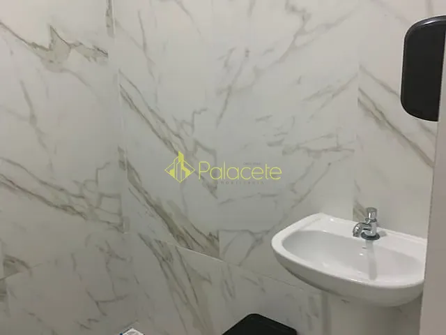 Sala para alugar, no bairro Centro em Pindamonhangaba