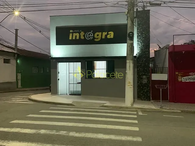Sala para alugar, no bairro Centro em Pindamonhangaba