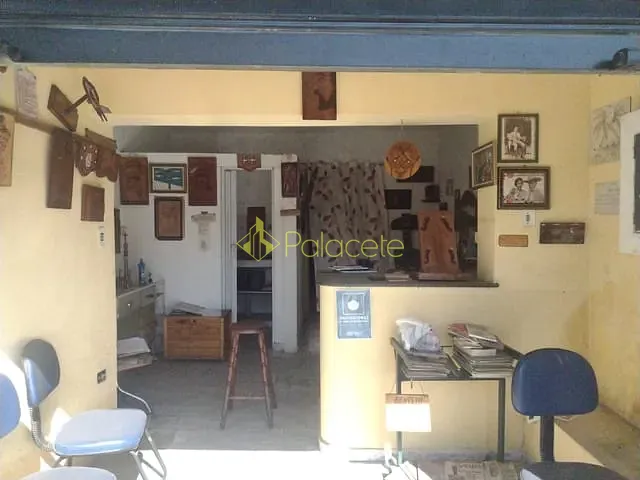 Comercial com 150m² 2 quartos e 3 banheiros, à venda, no bairro Moreira César em Pindamonhangaba