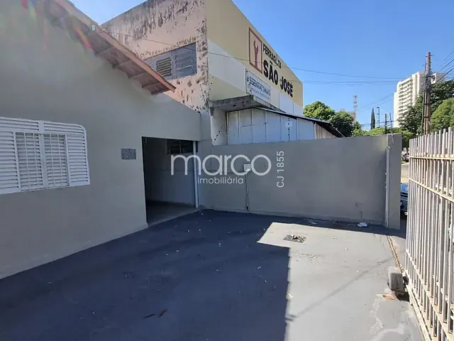 Casa para alugar, no bairro Jardim América em Goiânia