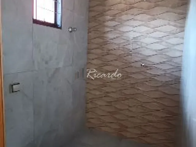 Galpão / Barracão com 340m², à venda, no bairro Jardim Bandeirantes em Arapongas