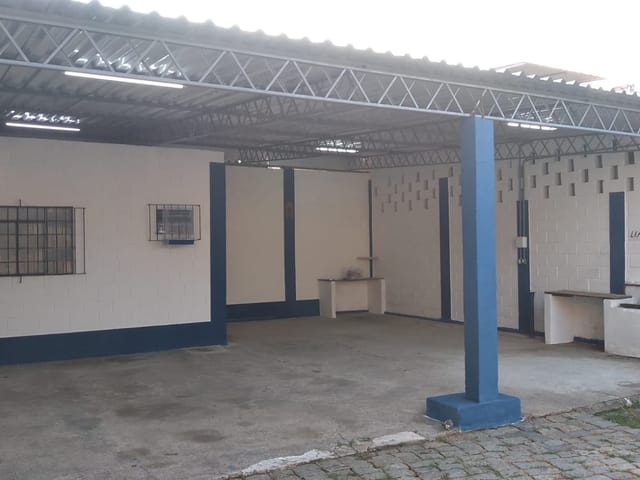 Galpão / Barracão com 90m² 1 quarto e 1 banheiro, à venda ou para alugar, no bairro Jardim Santo Afonso em Aparecida