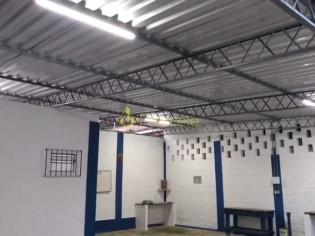 Galpão / Barracão com 90m² 1 quarto e 1 banheiro, à venda ou para alugar, no bairro Jardim Santo Afonso em Aparecida