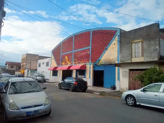 Galpão / Barracão com 600m², à venda ou para alugar, no bairro Frei Galvão em Potim