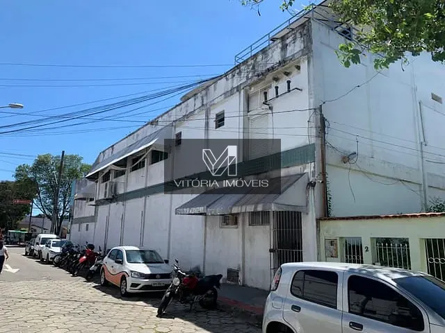 Conjunto comercial com 900m², para alugar, no bairro Goiabeiras em Vitória