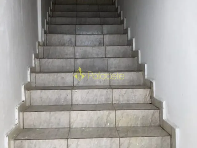 Comercial com 144m², à venda, no bairro Alto São Pedro em Taubaté