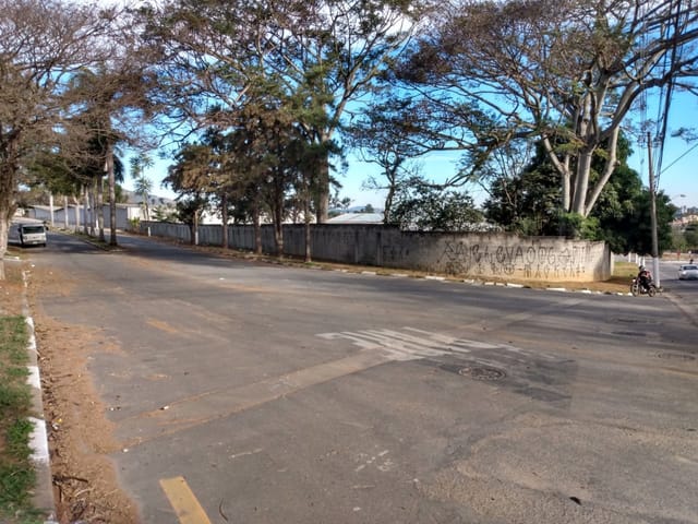 Galpão / Barracão com 3970m², à venda, no bairro Cidade Nova em Pindamonhangaba