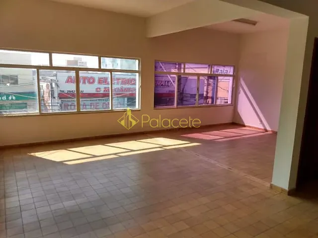 Sala com 200m², para alugar, no bairro Chácara Galega em Pindamonhangaba