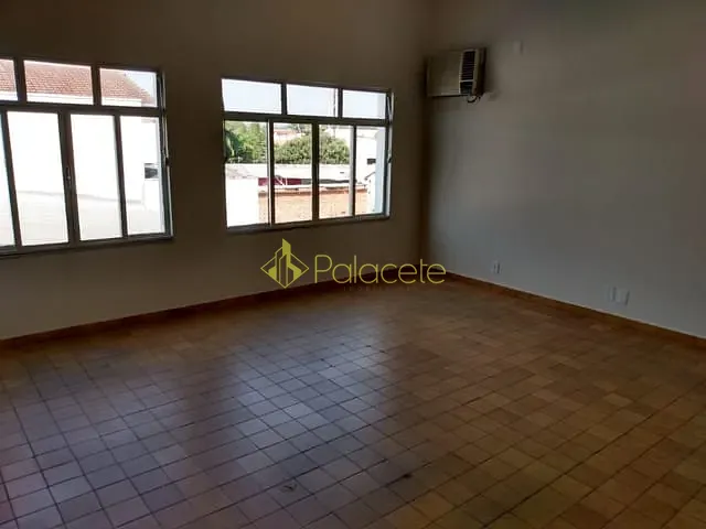 Sala com 200m², para alugar, no bairro Chácara Galega em Pindamonhangaba