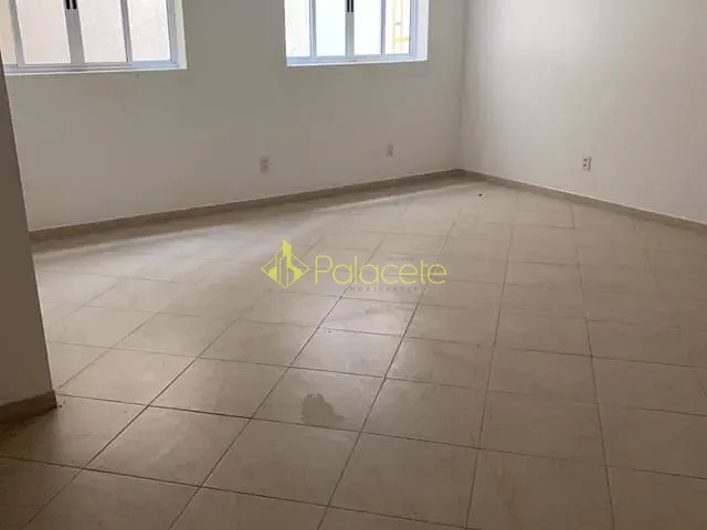 Sala para alugar, no bairro Centro em Pindamonhangaba