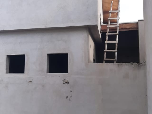 Prédio com 250m², à venda, no bairro Itaguaçú em Aparecida