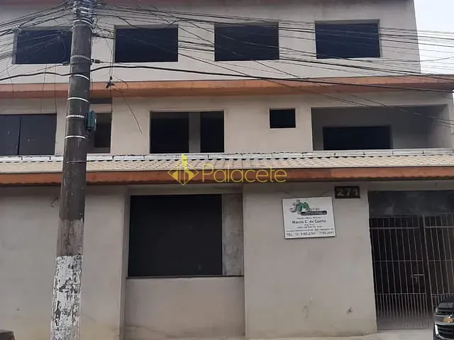 Prédio com 250m², à venda, no bairro Itaguaçú em Aparecida