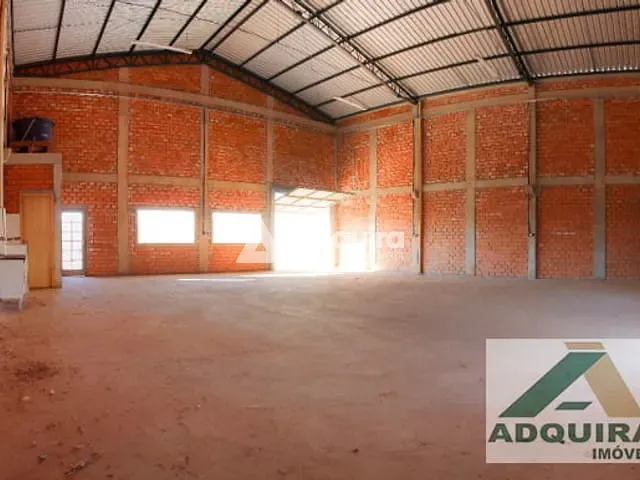 Galpão / Barracão com 520m², à venda, no bairro Contorno em Ponta Grossa