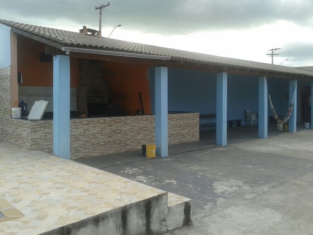Comercial com 700m² 1 quarto e 2 banheiros, à venda, no bairro Bom Jardim I em Guaratinguetá