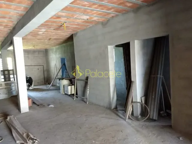 Galpão / Barracão à venda, no bairro Conjunto Residencial Araretama em Pindamonhangaba