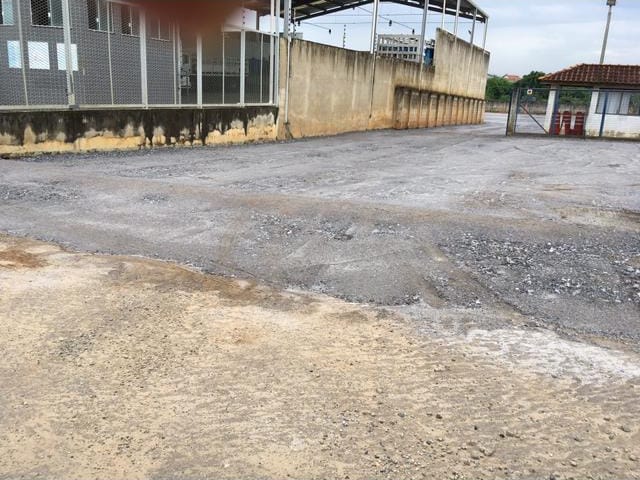 Galpão / Barracão com 8600m², à venda ou para alugar, no bairro Triângulo em Pindamonhangaba