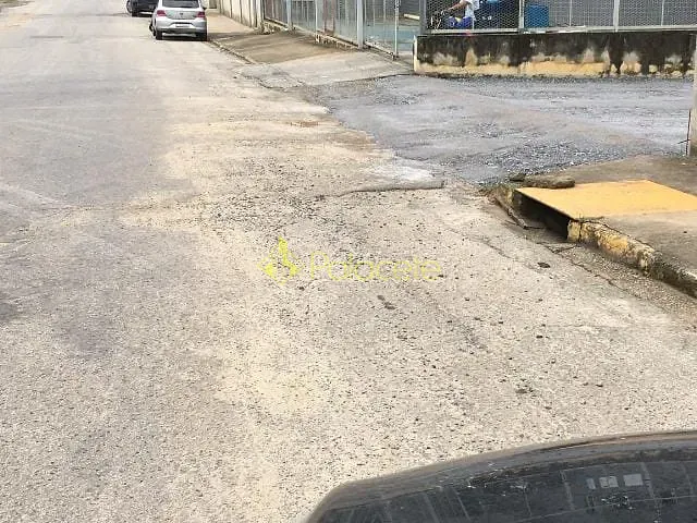 Galpão / Barracão com 8600m², à venda ou para alugar, no bairro Triângulo em Pindamonhangaba