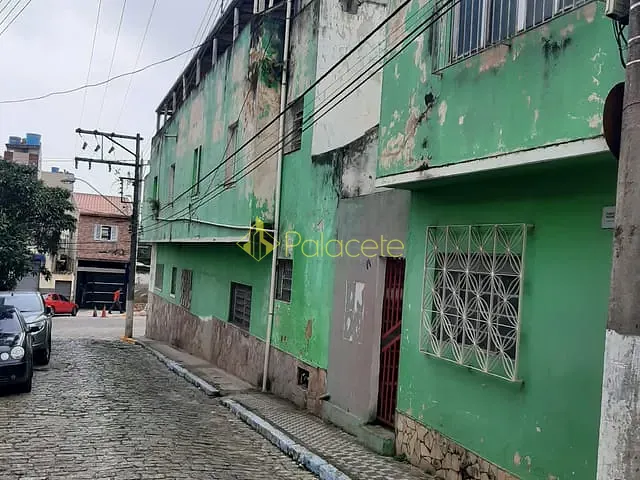 Prédio com 120m², à venda, no bairro Santa Rita em Aparecida
