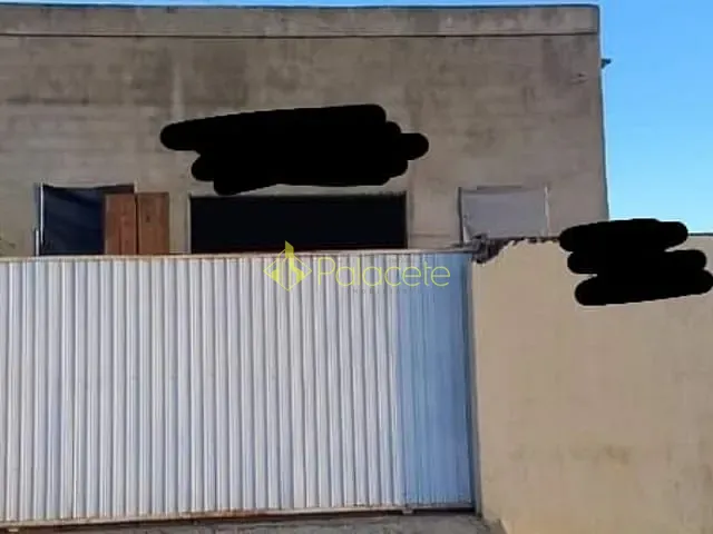 Galpão / Barracão com 260m² 3 quartos e 3 banheiros, à venda, no bairro Residencial Estoril em Taubaté