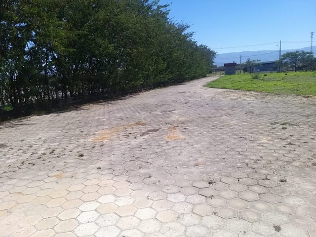 Galpão / Barracão com 7500m², à venda, no bairro Moreira César em Pindamonhangaba