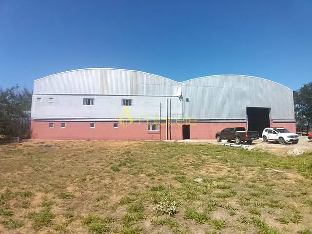 Galpão / Barracão com 7500m², à venda, no bairro Moreira César em Pindamonhangaba