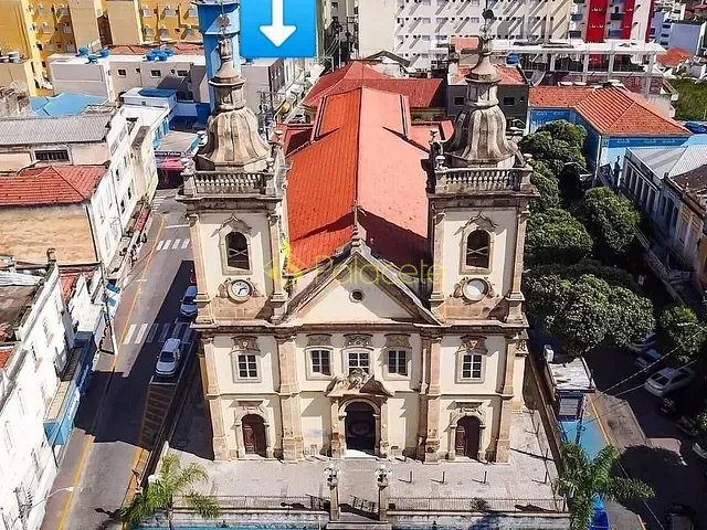 Hotel com 300m², à venda, no bairro Centro em Aparecida