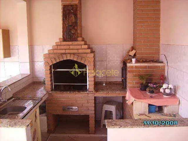 Loja à venda, no bairro Vila Iapi em Taubaté
