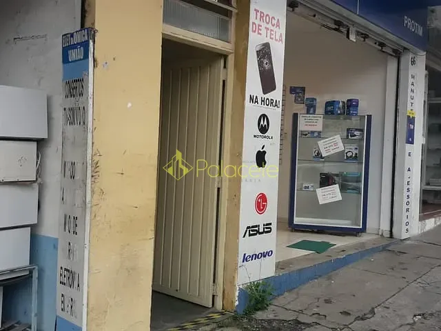 Sala à venda, no bairro Centro em Pindamonhangaba