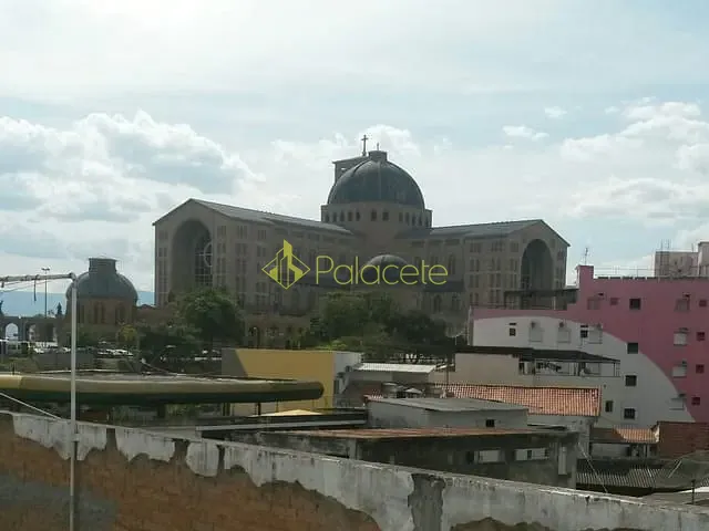 Prédio com 320m², à venda, no bairro Santa Rita em Aparecida