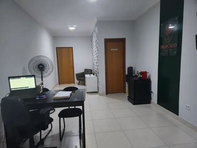 Sala à venda, no bairro Centro em Taubaté