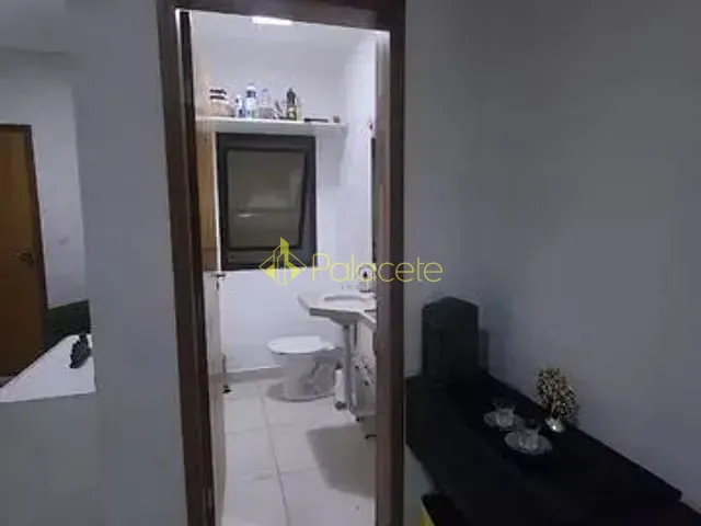 Sala à venda, no bairro Centro em Taubaté
