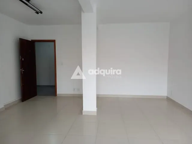 Sala com 50m², para alugar, no bairro Centro em Ponta Grossa