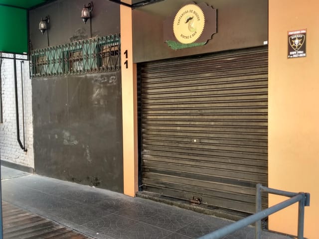 Sala com 40m², para alugar, no bairro Centro em Pindamonhangaba