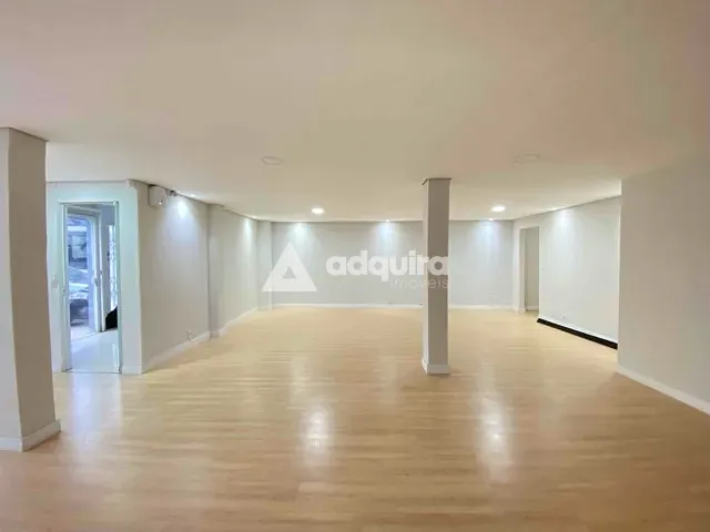 Loja com 196m², para alugar, no bairro Centro em Ponta Grossa