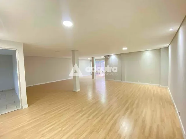 Loja com 196m², para alugar, no bairro Centro em Ponta Grossa