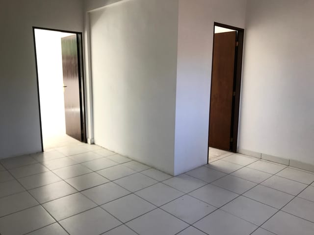 Sala para alugar, no bairro Centro em Pindamonhangaba