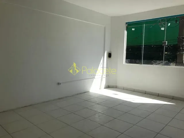 Sala para alugar, no bairro Centro em Pindamonhangaba