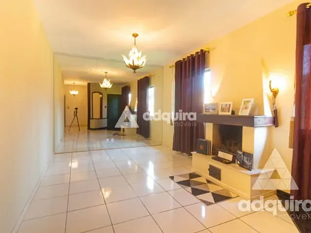 Casa com 1120m² 3 quartos e 4 banheiros, à venda, no bairro Estrela em Ponta Grossa