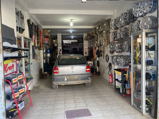 Galpão / Barracão com 300m², à venda, no bairro Jardim Santo Afonso em Aparecida