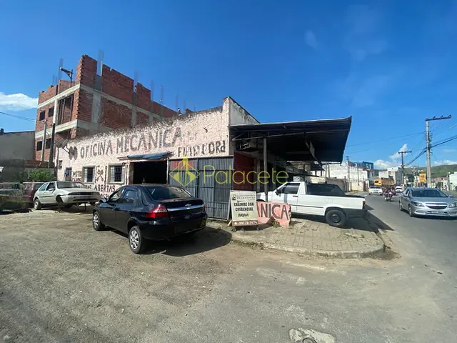 Galpão / Barracão com 300m², à venda, no bairro Jardim Santo Afonso em Aparecida