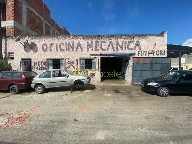 Galpão / Barracão com 300m², à venda, no bairro Jardim Santo Afonso em Aparecida