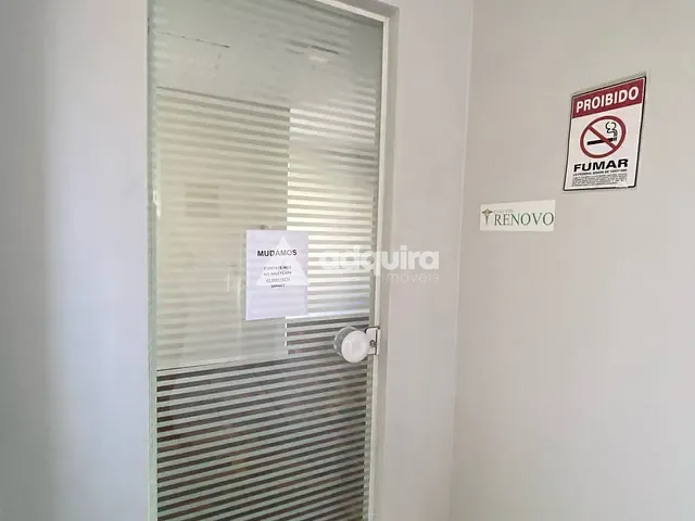 Sala com 45m², para alugar, no bairro Centro em Ponta Grossa