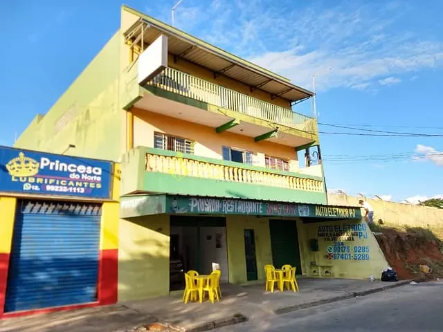Comercial com 1100m² 21 quartos e 23 banheiros, à venda ou para alugar, no bairro Jardim Santa Luzia em Pindamonhangaba