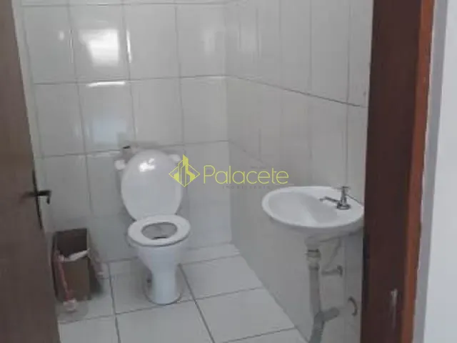 Sala para alugar, no bairro Centro em Pindamonhangaba