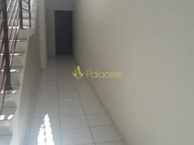 Sala para alugar, no bairro Centro em Pindamonhangaba