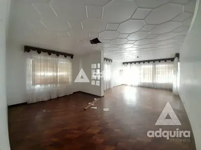 Casa com 873m², para alugar, no bairro Centro em Ponta Grossa