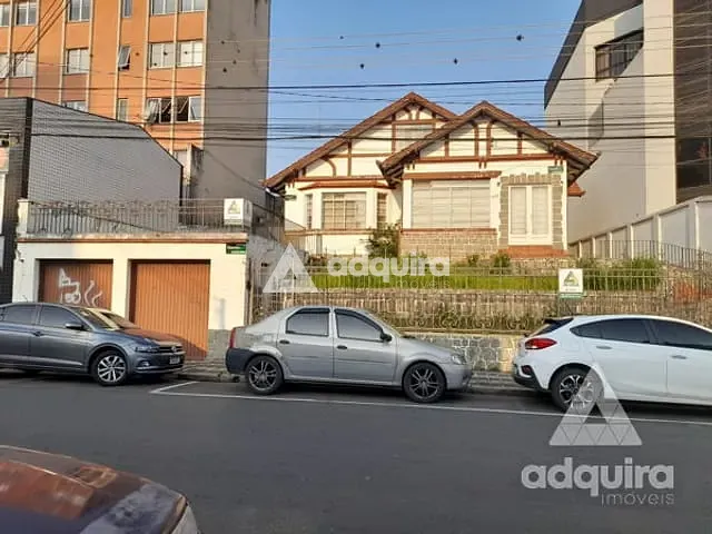Casa com 873m², para alugar, no bairro Centro em Ponta Grossa
