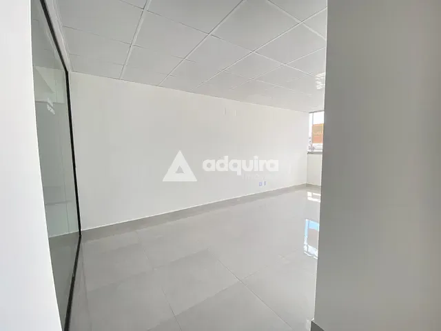 Sala com 24m², para alugar, no bairro Nova Rússia em Ponta Grossa