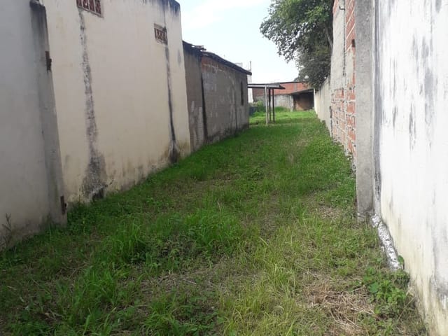 Comercial com 407m², para alugar, no bairro Centro em Potim